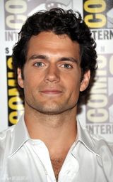 高清图：《不朽者》亮相 弗里达-平托联袂凯南-鲁兹