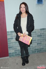 组图：张智霖拉票受欢迎 陈山聪豪门梦碎复出