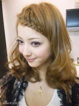 幻灯图集：日本人气美女佐佐木希生活照集锦