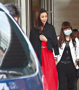 组图：港媒曝徐正曦周丽淇缠绵两夜 好事将近