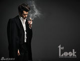 组图：《绅士的品格》李钟赫时尚写真大展熟男气质