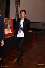 组图：伊势谷友介执导《陆之鱼》亮相台北电影节