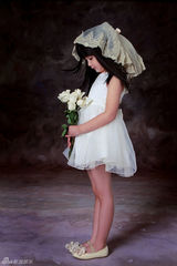 组图：童年小龙女演员超萌生活照 可爱似洋娃娃