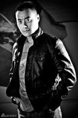 组图：影帝任程伟全新写真 时尚大片展个性魅力