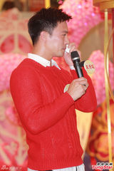 组图：安志杰不急谈恋爱 陈法拉专注事业挡姻缘