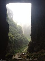 组图：《变4》重庆武隆开机 迈克尔-贝搞怪