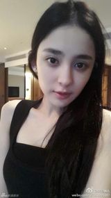 组图：全国校花微博大搜罗 性感爆乳VS清纯可爱