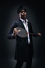 组图：林丹时尚写真秀壮硕肌肉霸气外露