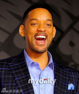 组图：威尔斯密斯出席《黑衣人3》韩国发布会