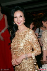 组图：陈婉珍林燕妮等亮相某珠宝晚宴