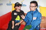 组图：李玟开唱无惧安全问题 与老公否认婚变