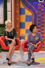 组图：Makiyo母女情深 MA妈把骨头放保险箱保管