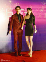 组图：金巧巧蒲巴甲徐冬冬活动红毯争艳