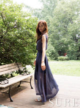 组图：少女时代允儿拍写真 身材纤瘦自然清新