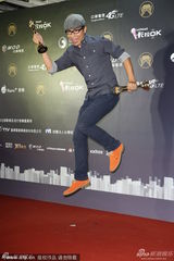 组图：陈建玮获得最佳台语男歌手奖