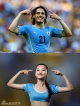 组图：性感足球宝贝搞怪还原世界杯经典瞬间