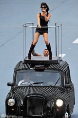 组图：伦敦闭幕式彩排曝光 贝嫂超短裙秀腿