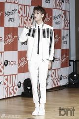 组图：韩团100%回归 变身明朗少年引期待