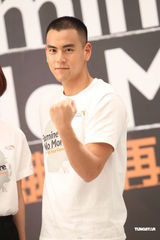 组图：彭于晏称入围金马是惊喜 与郭采洁同做公益