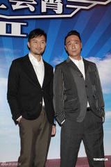 组图：吴镇宇胡杏儿新戏续前缘 张智霖回无线救急