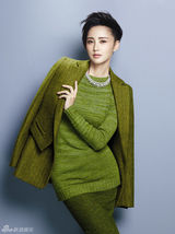 组图：张歆艺短发率性登封面 展爽朗无拘个性