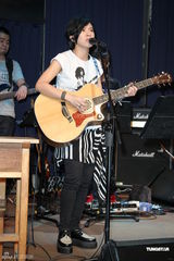 组图：张芸京创作曲公开 同名新专辑将发