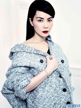 组图：王菲登《vogue》封面 黑白简约红唇抢镜