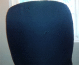 秒娱连珠:少女玩轮滑边走边脱剩内衣