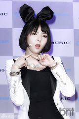 组图：蜡笔团师妹Bob Girls正式出道