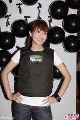 组图：林峰约会吴千语不避讳 官恩娜否认遭无线冷冻