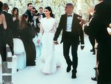 组图：土豪婚礼！卡戴珊与韦斯特大婚甜蜜亲吻