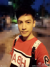 组图：《笙箫默》何以琛赵默笙学生期演员罗云熙吴倩曝光