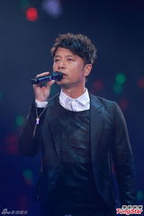 组图：郭伟亮个唱陈奕迅玩疯杨千嬅梁咏琪美艳