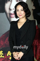 组图：金智恩等出席MBC《美人图》聊天秀发布会