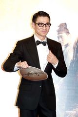 高清组图：《狄仁杰》慈善首映 刘德华巧对冲动影迷