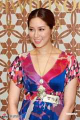 幻灯图集：徐子淇产后亮相 生孩子上瘾想生四个