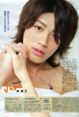 策划：庆赤西仁三十而立 带感裸图福利大放送