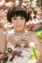 组图：刘芷汐甜美写真 清新可人夏日味道