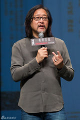 组图：李宇春话剧瘾再犯 想演《暗恋》春花