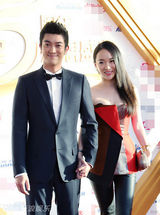 组图：明星公民颁奖盛典 群星到场星光熠熠