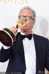 组图：《冰血暴》获艾美奖最佳迷你剧奖