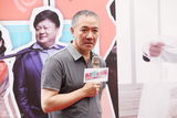 组图：李幼斌再演倔老头 担心自己长相嫩