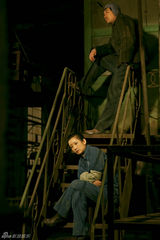 幻灯：《钢的琴》热拍 秦海璐王千源演绎小人物悲欢