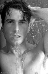 组图:男神一网打尽！全球百名性感男子半裸来袭