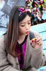 组图：蒋欣重走《星星》之路 化身千颂伊游韩国