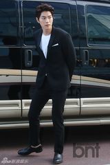 组图：韩星2AM任瑟雍高素荣等出席活动