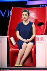 组图：奶爸似张杰谢娜心动 李小冉强吻男选手