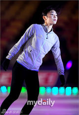 组图：韩花滑选手金妍儿参加花样滑冰秀彩排