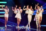 组图：《冠军秀》Girls Day夺冠难掩激动心情