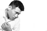 组图：李乃文黑白写真 时尚萌叔酷帅有魅力